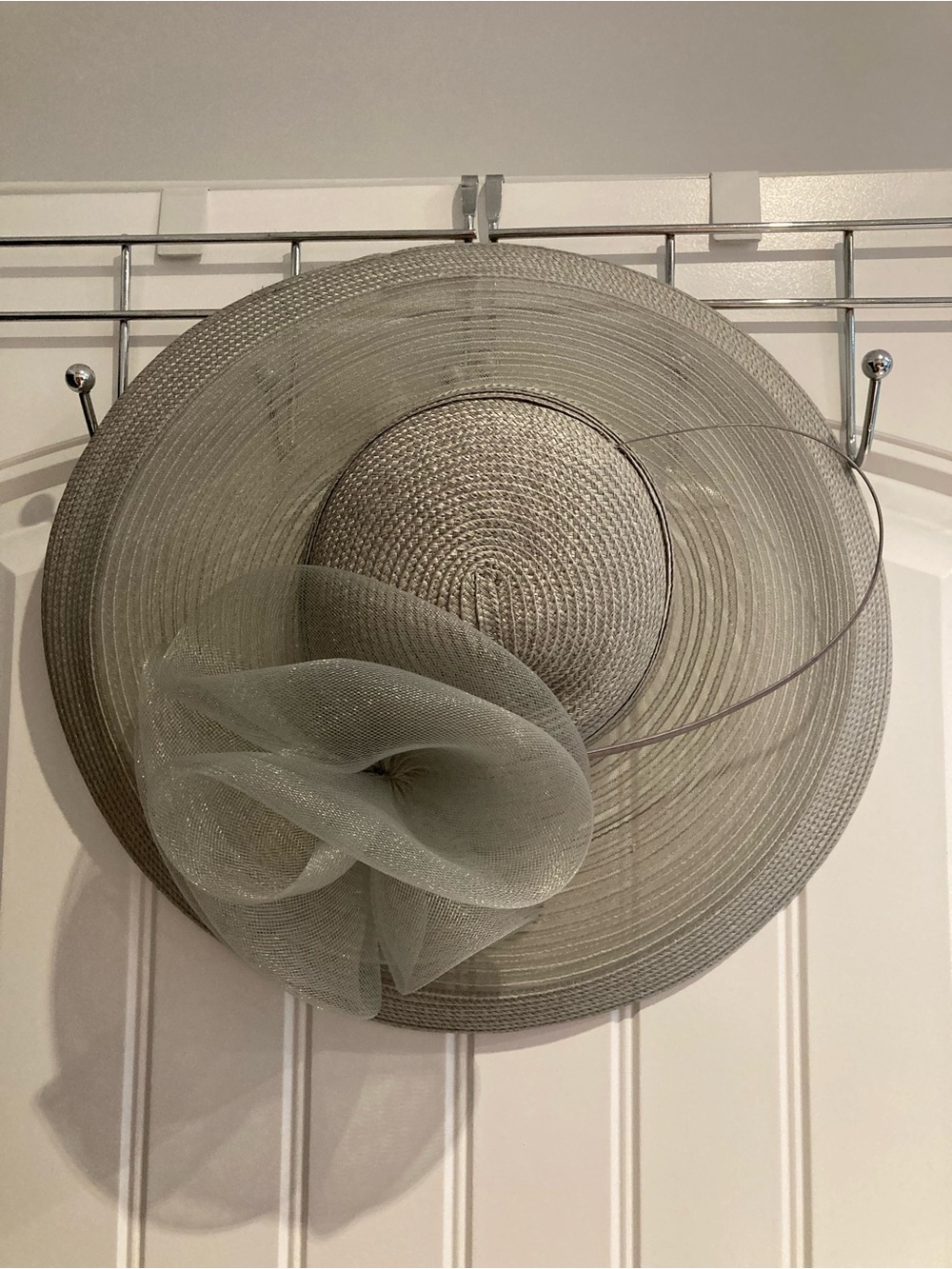 Silver Wide Brim Occasion Hat with Mesh Flower